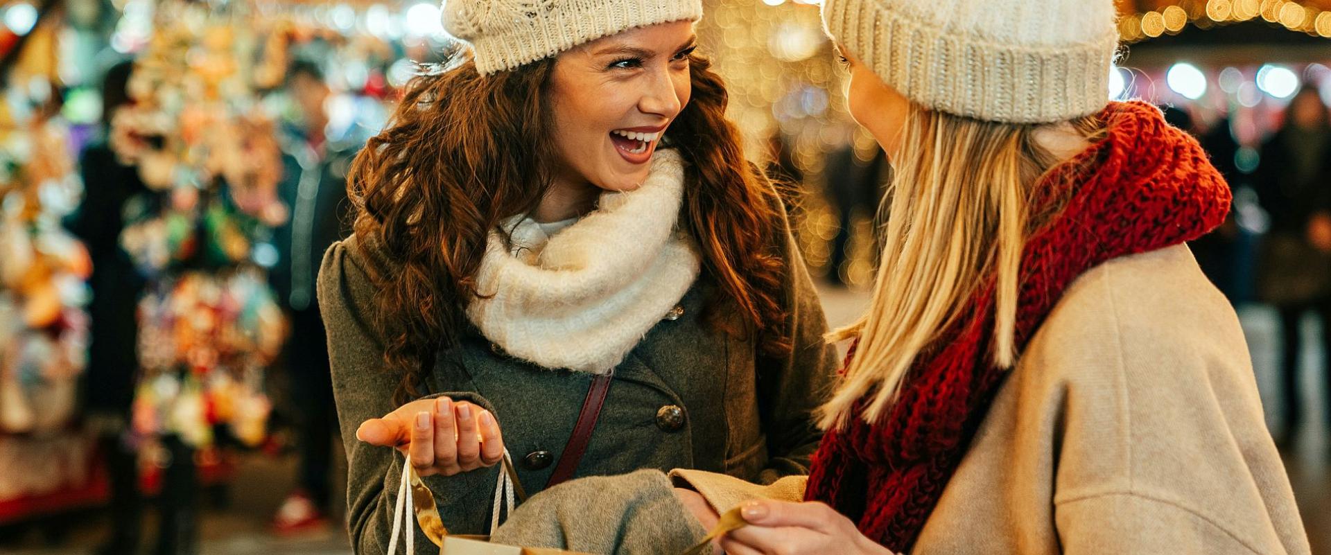 Święta w USA według NielsenIQ: era &bdquo;me shoppera&rdquo;, rodzinnych priorytet&oacute;w i zakupowego pragmatyzmu